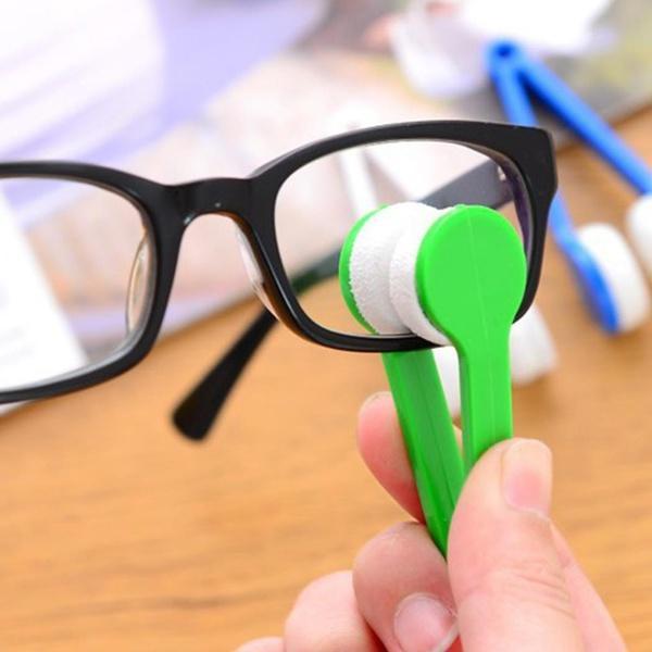 12 pcs Mini Sun Glasses Eyeglass Microfiber Spectacles Cleaner Brush  Cleaning Tool,Random Color (12)