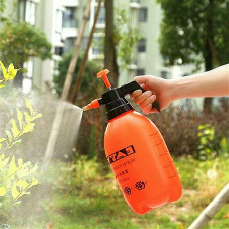 0645 Water Sprayer Hand-held Pump Pressure Garden Sprayer - 2 L - 